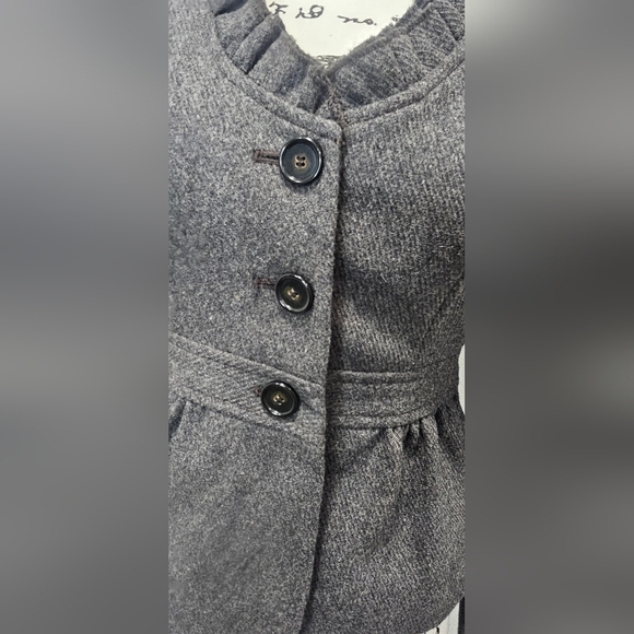 Ann Taylor Loft Women's Grey Wool Blend Ruffled Collar Crop Blazer Size 0P NWT - Picture 6 of 13